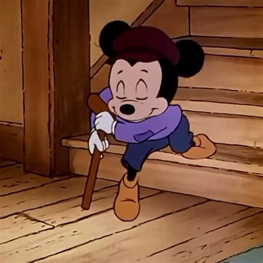 Film insta 📽️ on Instagram: "Mickey's Christmas Carol (1983) #mickeyschristmascarol #mickeymouse #olddisney #vintagecartoons #christmascartoons"