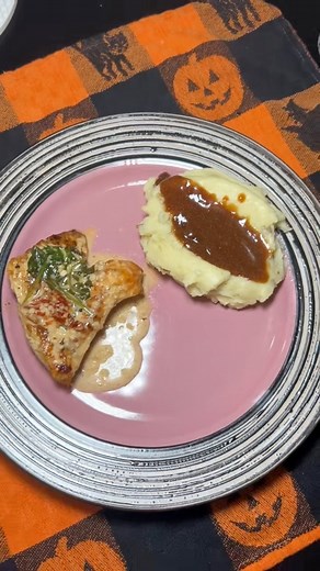 951K views · 9.4K reactions | Creamy tuscan chicken (I look disgusted in the beginning because I hate touching raw chicken) #cookwithme #cooking #2000sfashion #emogirl #alr3ady_d3ad50 | alr3adyd3ad50 | Facebook