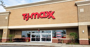 TJ Maxx Fans are Rushing to Buy the Gorgeous New Glassware