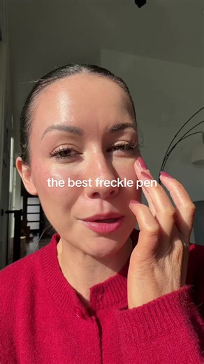 The amount of compliments I get with these freckles 🥹 #freckles #frecklepen #affordablebeauty #beautytok #easymakeup