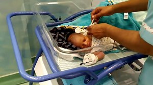 First baby bath | Babies Are Beautiful