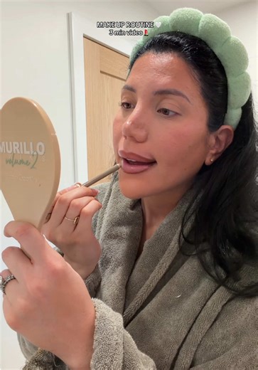 Relaxing Makeup Tutorial with Tips and Hacks