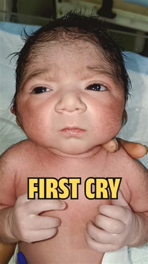 Newborn Baby Crying First Time 😢 | Emotional Moment #cutebaby #newbornbaby #nicu #viralshorts