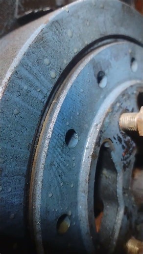 Small Block Chevy 350,,, balancer failing.