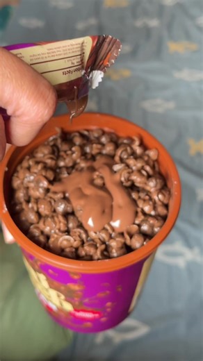Konu Mini Crunch: Double Glazed Delight