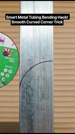 Smart Metal Tubing Bending Hack! Smooth Curved Corner Trick