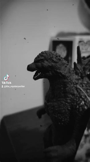 JAPANESE VS AMERICAN GODZILLA! #godzilla #shorts #monsterverse #trending #funny #internetmemes #fyp