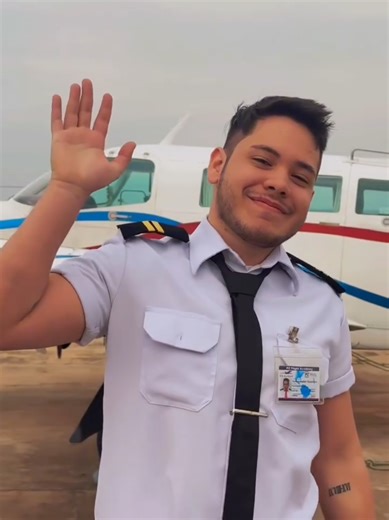 🛩️🩵 PZ Flight Academy – Inscripciones Abiertas ✈️ 📌 Curso: Despachante de Vuelo (DV) 📅 Inicio: Martes 10/02/2026 ⏳ Duración: 12 meses 🗓️ Clases: Martes y Jueves 🕕 Horario: 18:00 a 21:00 ✅ Requisitos: • Cédula de Identidad • Certificado de estudios o diploma • Tener 21 años (o cumplir durante el curso) 📲 Consultas al DM