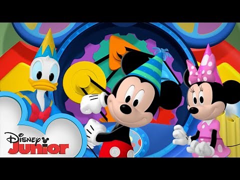 Happy, Happy Birthday! 🥳 | Mickey Mornings | ‪@disneyjr‬