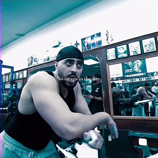 Big Boy pushed Unc. No straps allow f when fighting a fire. #diamondgym #gymmotivation #gymtok #fyp #creatorsearchinsights