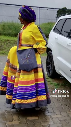 Xhosa traditional dress #xhosanation #xhosatiktok #xhosamakoti #xhosawedding #xhosaculture #xhosanationtiktoksa #xhosadress #umbhaco #umbhacofashion #xhosatraditionalclothing