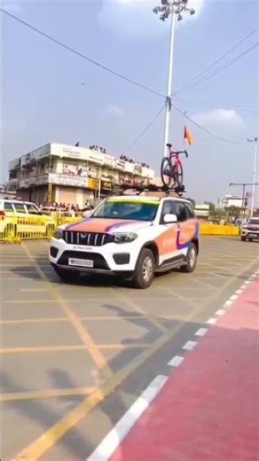 worker vari main racing ka mukabala hai 👿👑