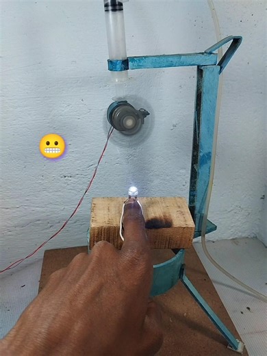 LED bulb fuse DC motor cutter #shorts #dcmotorcutter