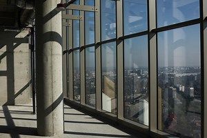 Unity Tower wkrótce z nową restauracją. To najwyższy wieżowiec Krakowa - obejrzyj wnętrza i panoramiczny widok na całe miasto