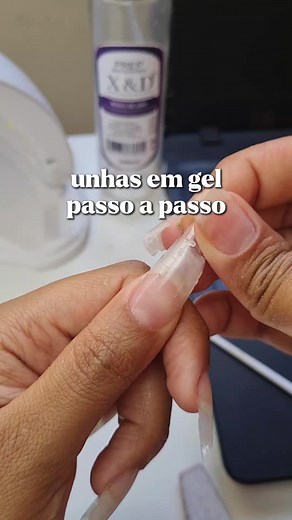 Unhas em Gel: Tutorial Passo a Passo em 1 Minuto