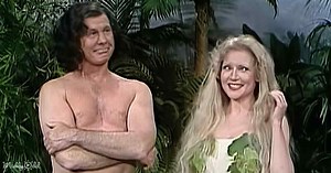 Betty White & Johnny Carson’s Hilarious Skit as Adam and Eve Leaves Audience in Splits