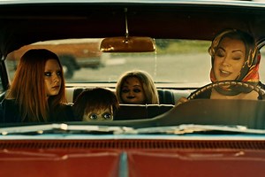 Watch Jennifer Tilly Breathlessly Explain Her Feud with the Tiffany Valentine Doll