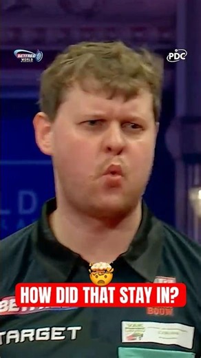 HOW DID THAT STAY IN! 🤩 | 2026 Betfred World Matchplay