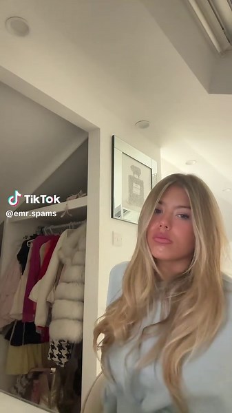 Hiya😁😁😁😁🩵🩵🩵🩵 #ellseymae #foryou #goviral #blonde #fyp