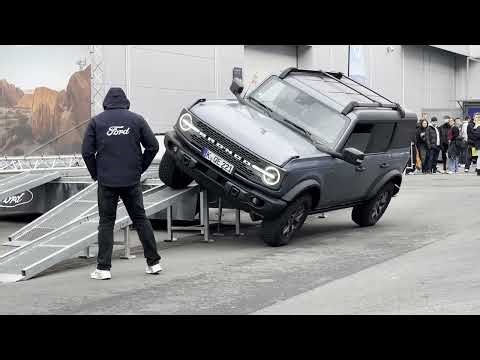 Bronco vs Steep Ramp: Essen Motor Show 2025