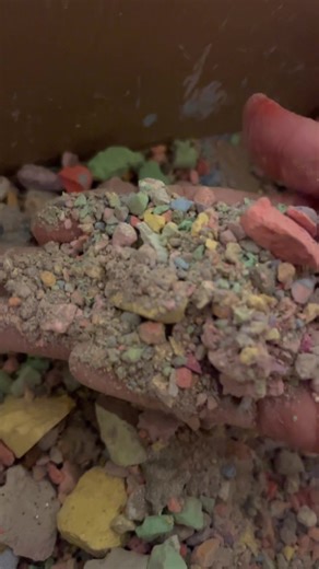 Exploring the Texture of Chalk Crumbles