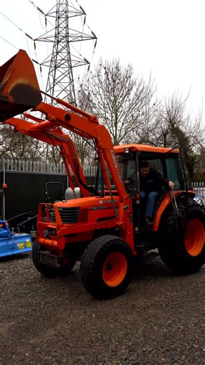 Are you after a 63HP loader tractor with has no ad blue, DPF and very little electrics? This Kubota ME5700 might be one for you! Shown on our website below: https://www.blacktrac-compact-tractors.co.uk/product/kubota-me5700-4wd-tractor-with-loader-bucket/ #blacktrac #machinerydealer #agriculture #kubota #kubotatractor | Blacktrac Compact Tractors