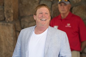 Raiders Owner Mark Davis, 70, Allegedly Expecting Baby With 26-Year-Old Girlfriend