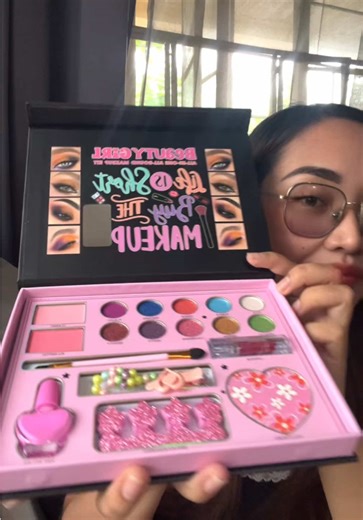 omg! ang cute naman ng make set na to for kids 🎀😩 #makeupforkids #igoodco #fypシ゚viral🖤tiktok #fyppppppppppppppppppppppp