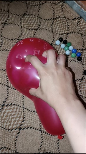 #satisfying #poppballons #asmr #shorts #subscribe