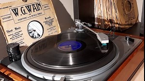 Von Finnland bis zum Schwarzen Meer... Vorwärts nach Osten ! - Norbert Schultze Anacker - Tiesler - Kulenkampff Stabsmusikkorps und Soldatenchor Wachbataillon der Luftwaffe Berlin Dirigent: : Stabsmusikmeister Hans Teichmann