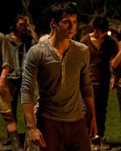 Two Clips from THE MAZE RUNNER - "Doors" and "Fight" — GeekTyrant