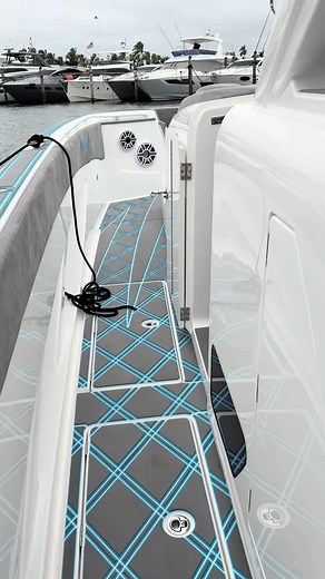 Has anyone seen brittany？ Deep Impacts new 499 🛥️ #brittanytareco #fishwithbrit #fyp #deepimpact #miami | Britttareco Fishing