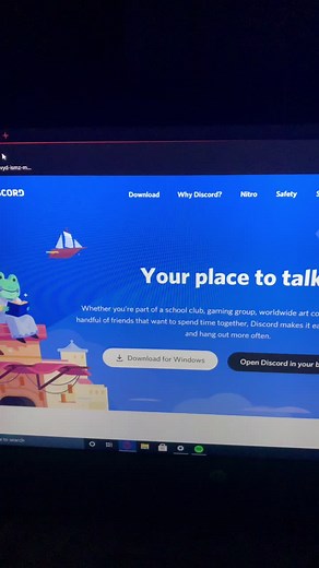 Tutorial on how to download discord for PC￼