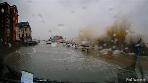 Drivers point of view travelling through a storm in New Brighton 📸paul frost | Wirral Weather