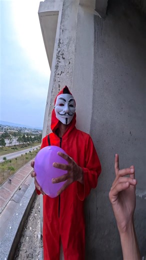 Hacker vs Rooftop Parkour Free Running Pov 😂#hacker #moneyheist #parkour #rooftopparkour #yt