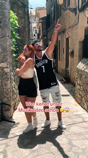 Egal (Na na na) – Wer hört das Lied noch?