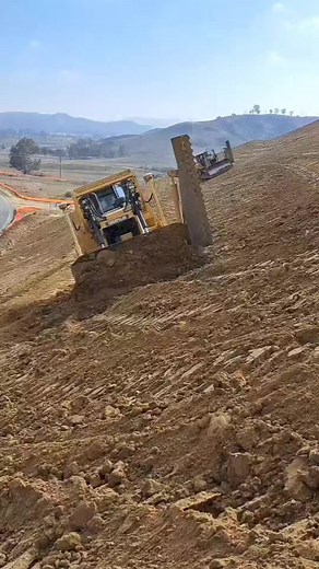 1.3M views · 10K reactions | #machines #cat #operator #caterpillar | CRAZY Operator | Facebook
