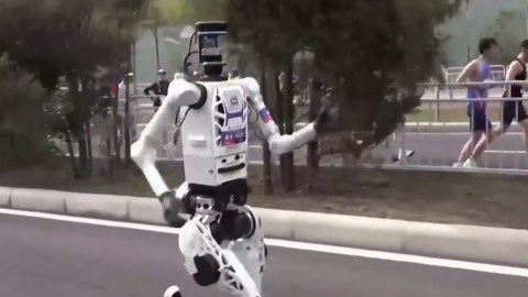Humanoid robots race past humans in Beijing half-marathon