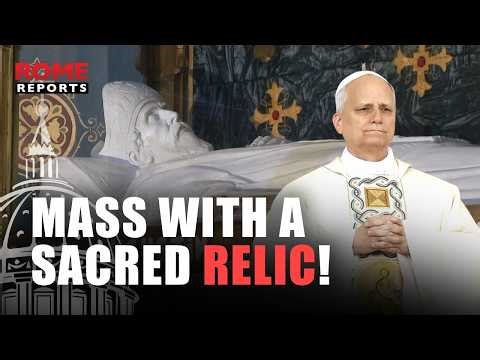 Arms-length: POPE LEO CELEBRATES MASS with RELIC of St. AUGUSTINE in ALGERIA