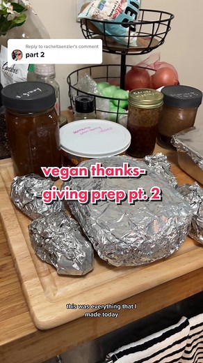 Replying to @racheltaenzler #vegan #cooking #thanksgiving
