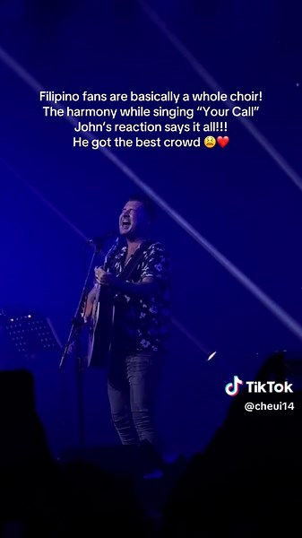 Filipino Crowd Delights at Secondhand Serenade Concert