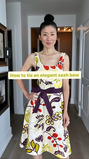 50K views · 936 reactions | Say goodbye to sash bow struggles! ✨ Tying an elegant bow has never been easier. Watch and learn the super simple technique that’ll have you mastering the perfect sash bow in no time!  #howto#howtotie#styletips#styletip#howtotieabow#fashionhacksforgirl#stylehacks#styleover50 | 50plusdaily | Facebook