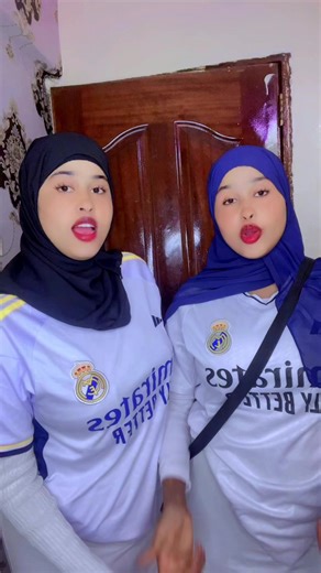 Hello Bajaqlona: A Fun Lip Sync Tutorial