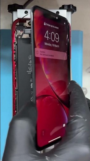iPhone XR easy way to open