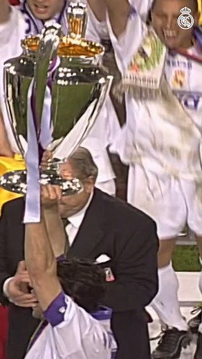 💫7️⃣ ¡La Séptima! 🤩 Amazing memories from 25 years ago! #RealFootball | #OTD | Real Madrid C.F.