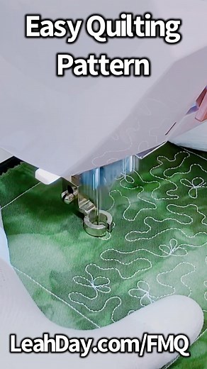 Free motion quilting Wandering Clover. This is one of the most popular designs from the Free Motion Quilting Project and it remains one of my favorites. I have a Paper Stencil of this design now so if you find free hand quilting a struggle, give this a try using a stencil as a guide! LeahDay.com/Stencil #quilting #freemotionquiltingproject #leahdayquilting #freemotionquilting #machinequilting #machinequilter #ilovequilting #quiltingfun #quiltingfriends #quiltingidea #quiltingtutorial #quiltingto