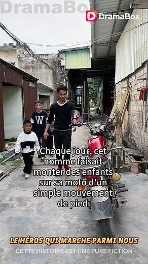 Cliquez pour regarder l'épisode complet:👉🏻 " https://short.inbeidou.ai/link/dramabox/serial/2Whi6kHU/12 " 🥰Florian Bellamy, le Maître Divin de Magnalia, vit simplement comme balayeur après sa retraite. Chassé de chez lui par sa belle-famille, il sauve une jeune femme qui lui présente sa mère, une femme d'affaires influente. Intriguée, celle-ci le teste en demandant à son amie de le séduire. Contre toute attente, Florian appelle la police, dénonçant la tentatrice comme une femme de petite vert