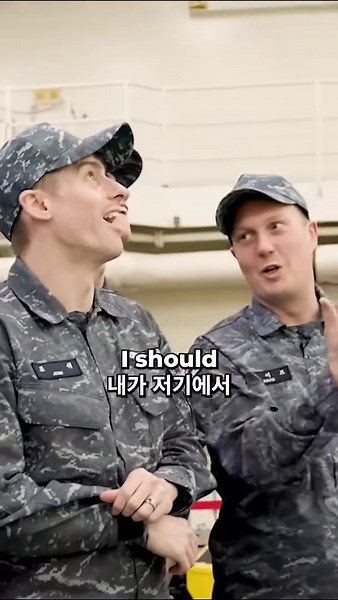 The size of this aircraft carrier is huge