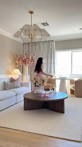 43K views · 457 reactions | Use code JILL10 for 10% off this coffee table @laylagrayce Comment SHOP below to receive a DM with the link to shop this post on my LTK ⬇ https://liketk.it/56sYV #ltkfamily #ltkstyletip #ltkhome | Jill Jennings Higginson | Facebook