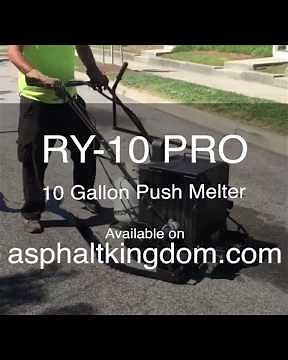 REVIEW - RYNO WORX RY10 PRO Push Melter and Applicator for Crack Sealing